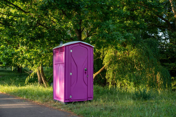 Best Porta potty delivery and setup  in Waunakee, WI